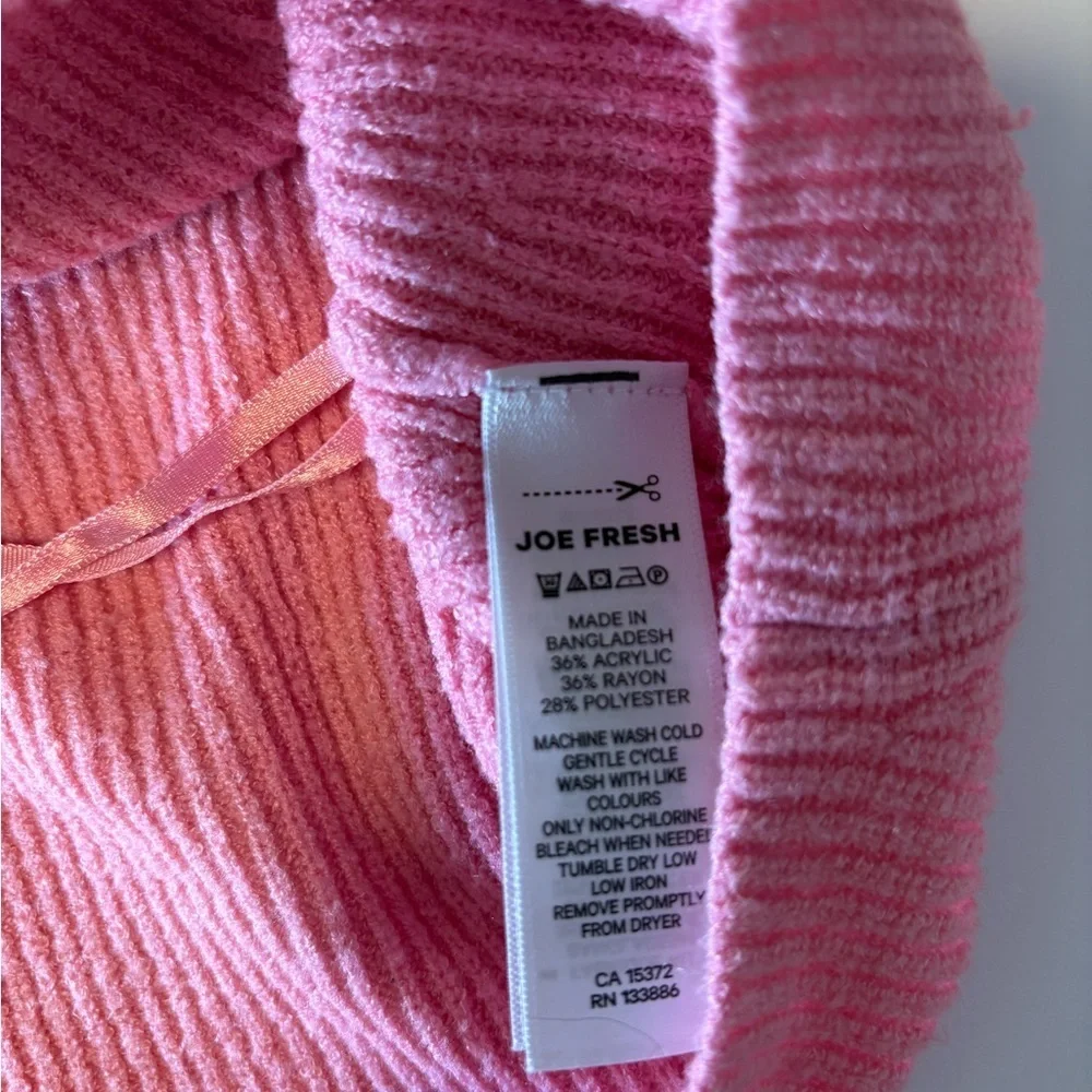 Joe Fresh Ribbed V-Neck Sweater – Size Large - Picture 6 of 8